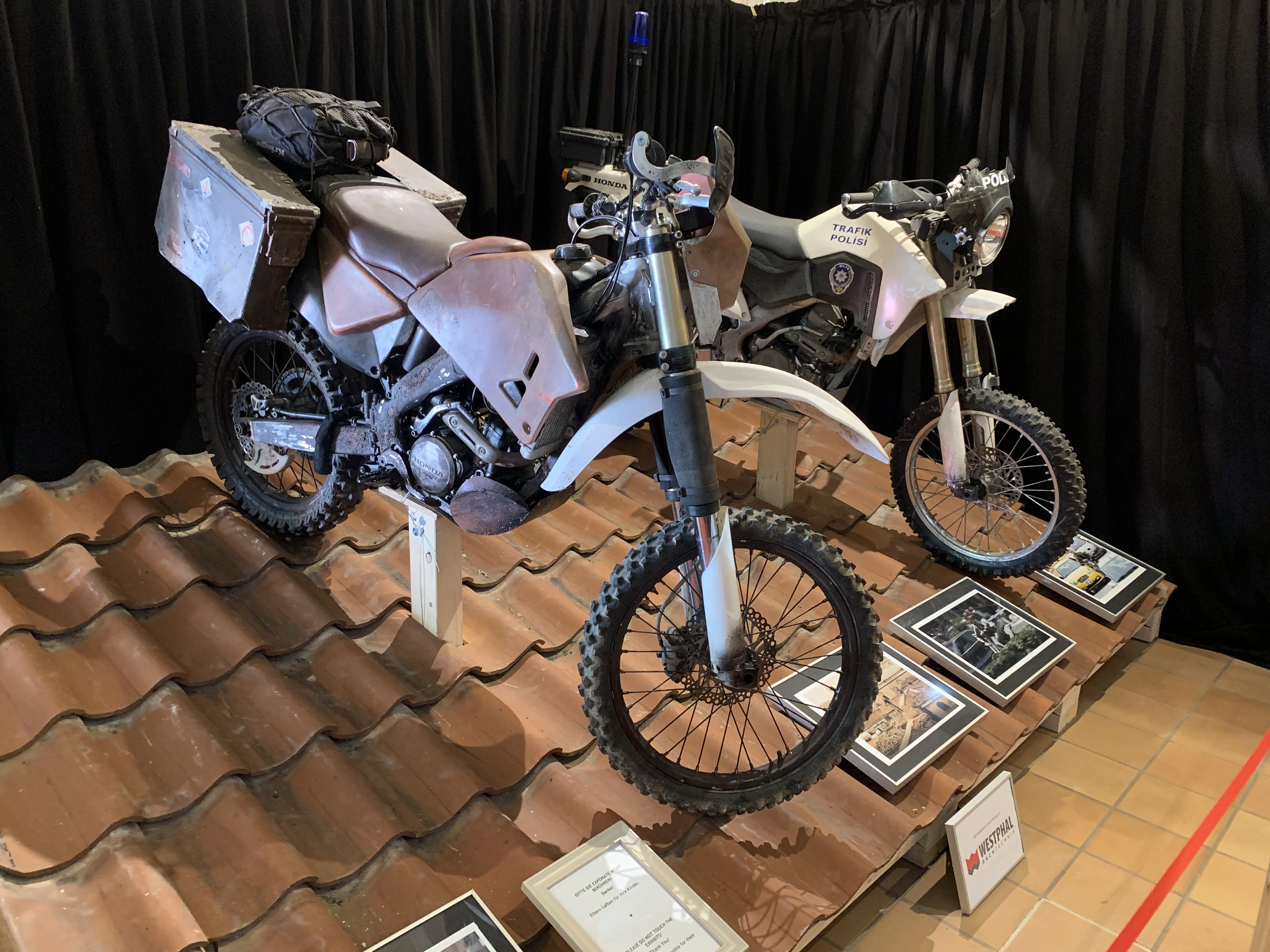 SKYFALL
Honda CRF Motorbikes from opening scenes