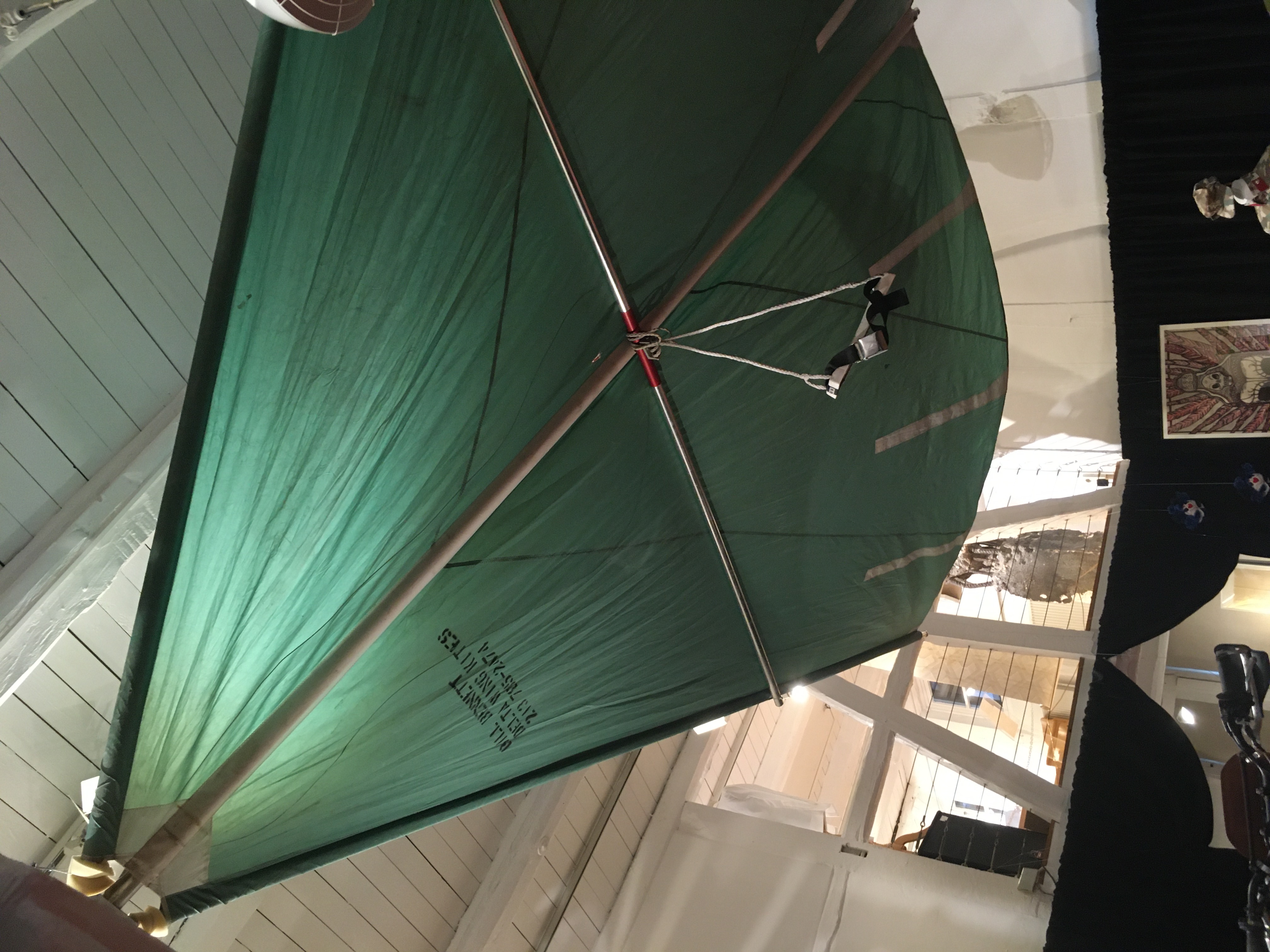 LIVE AND LET DIE
Original Hang Glider used by Bond to land on Kanangas Island